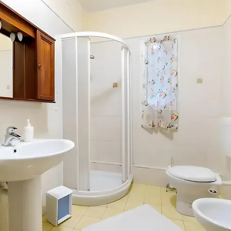 Elena 1 Apartment Poggi